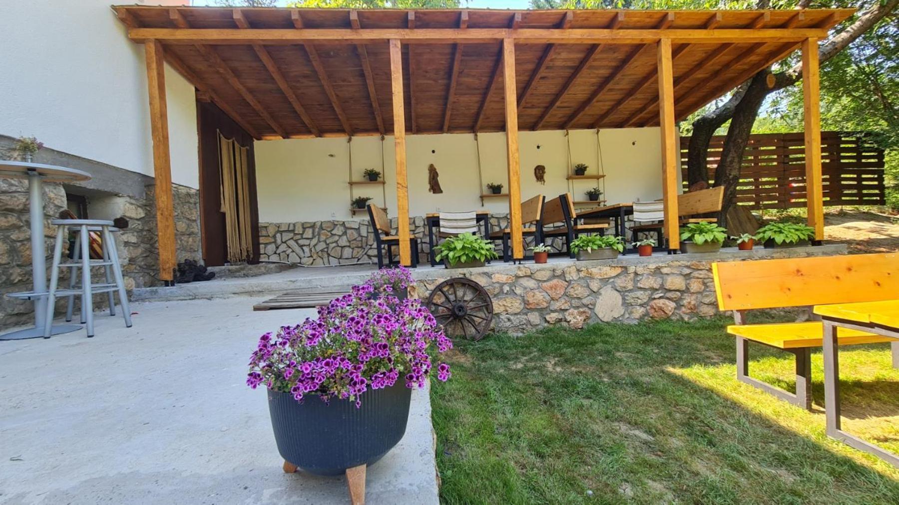 Ilis House Matka Villa Skopje Eksteriør bilde